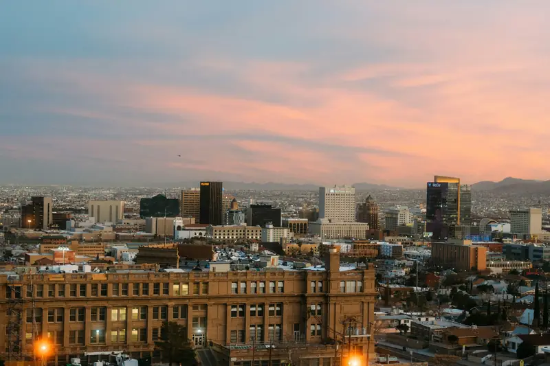 El Paso al atardecer